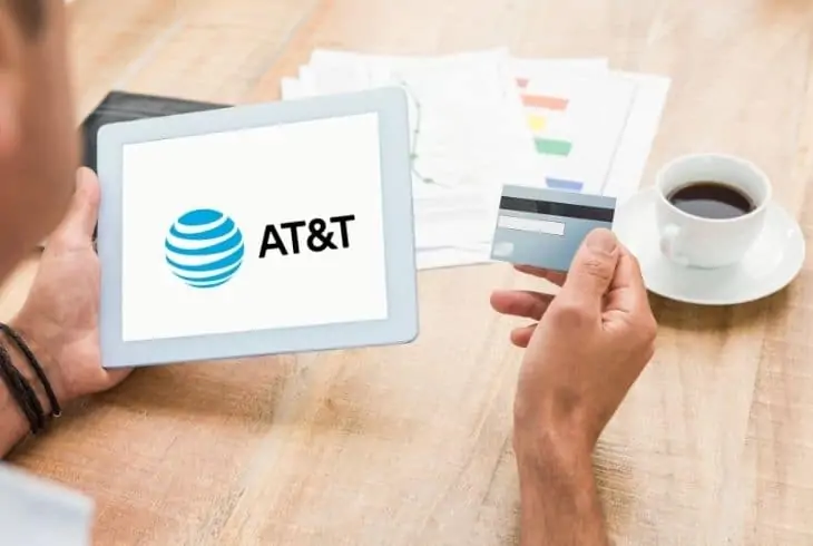 does at&t report to credit bureau