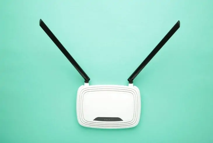how to position wifi antennas