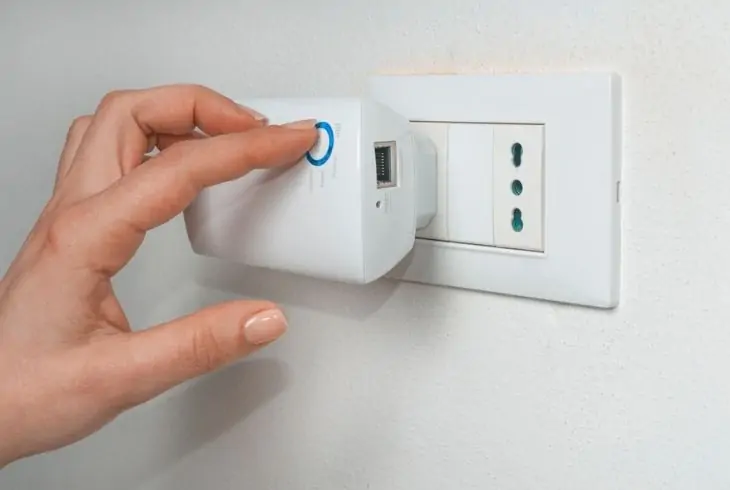 fix rockspace wifi extender keeps disconnecting
