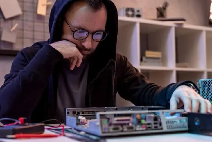 does my motherboard have wifi