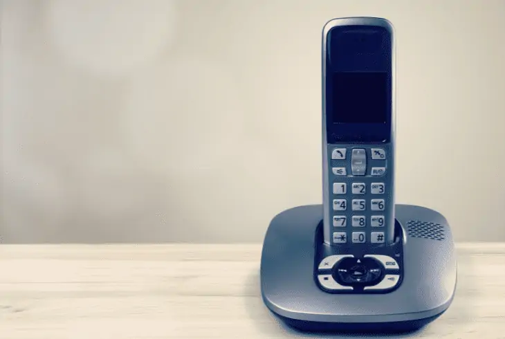 plug different phone