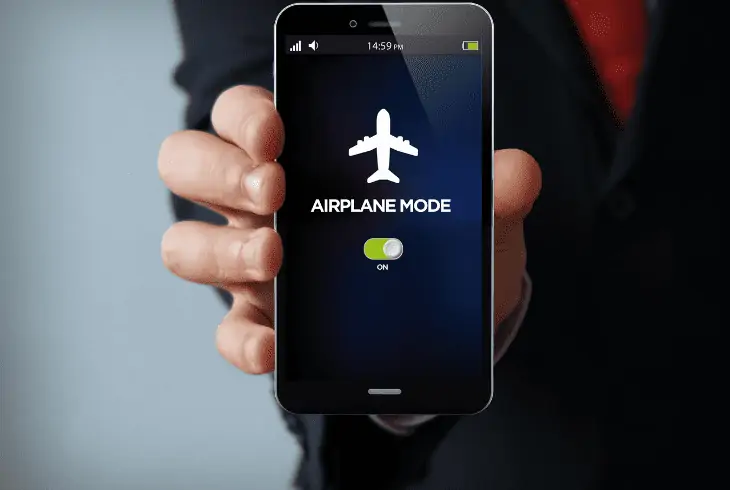turn airplane mode on off