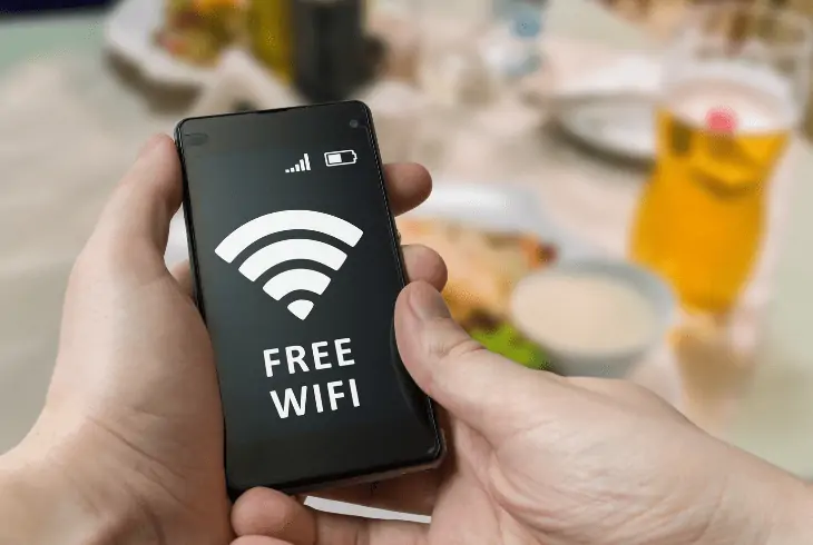 denny's fast free wifi