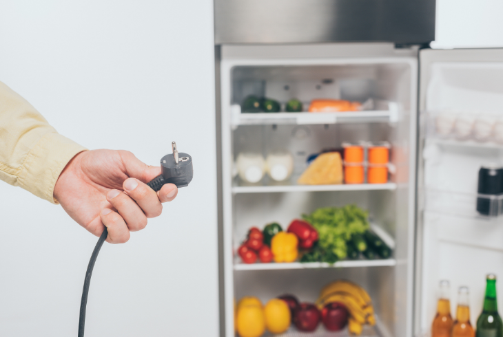 unplug refrigerator