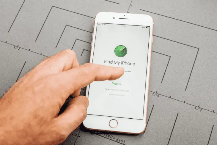 locate phone using find my app