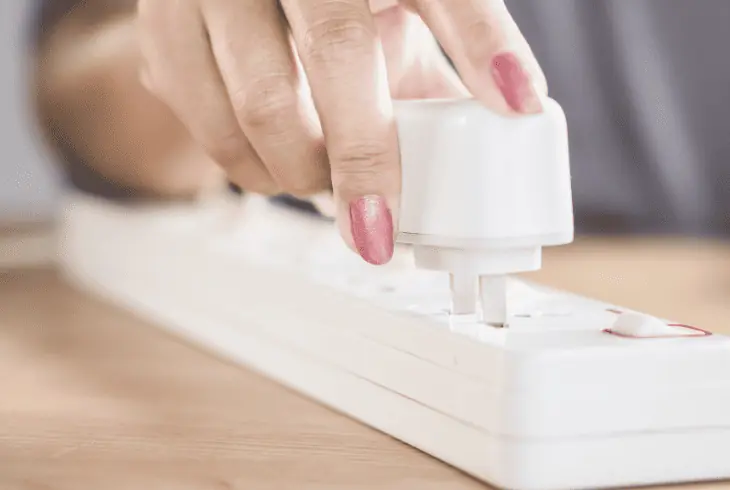 unplug replug the anker charger