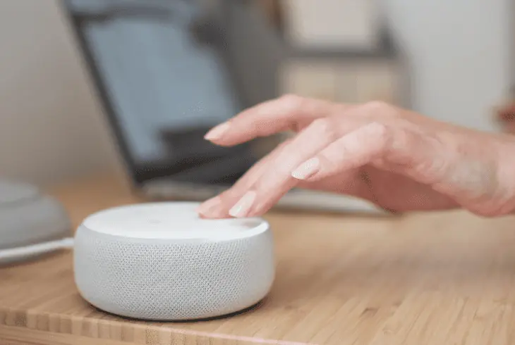 can my alexa play songs from youtube