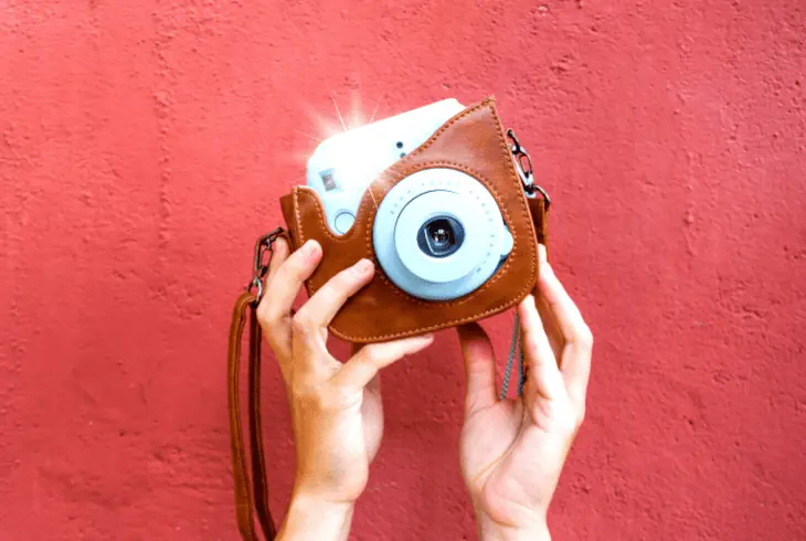 flashing instax camera light