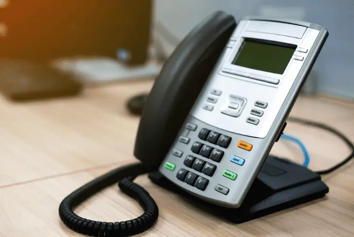 how to reset wired landline phone