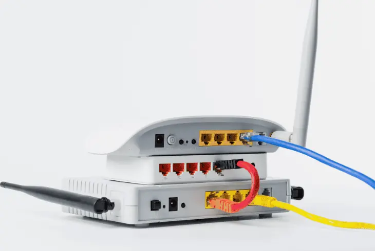 connect the switch to router