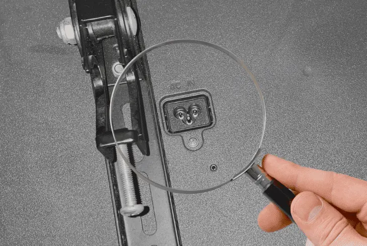 inspect the tv’s power port